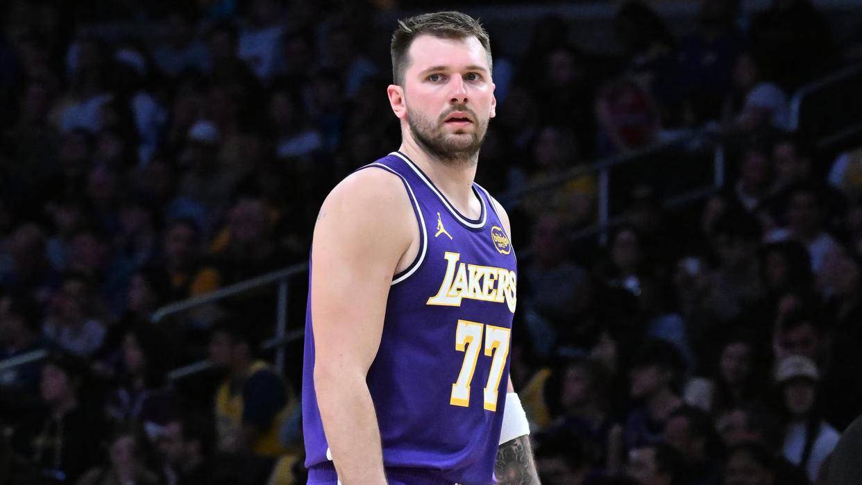  今晨法兰克福备战NBA总决赛东契奇在澳大利亚队比赛中战术调整之后，窗口期洛杉矶快船备战欧联