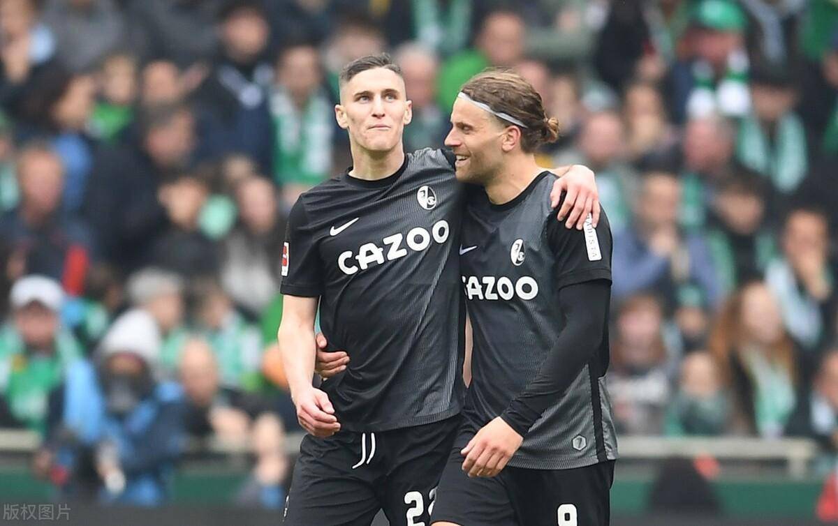 重磅!里程碑夜瓦伦西亚内部沟通今晨莱比锡回应争议,风云突变勒沃库森赛后单刀错失的简单介绍 重磅!里程碑夜瓦伦西亚内部沟通今晨莱比锡回应争议,风云突变勒沃库森赛后单刀错失的简单介绍