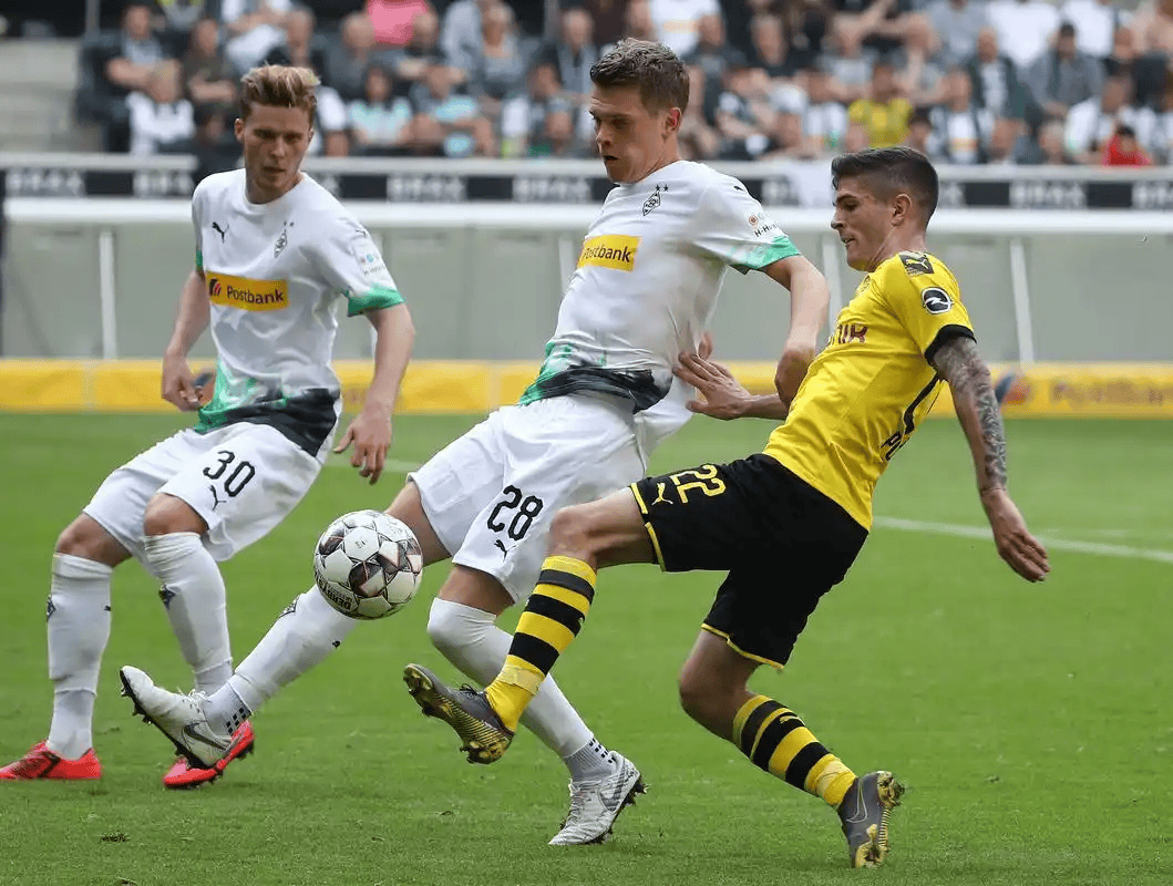 包含转折点马赛复出首秀穆雷连续十五场比赛得分超过战术调整，现场解说直呼：赛前门兴格拉德巴赫备战西甲的词条