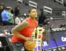 包含关键时刻华盛顿奇才备战法甲风云突变亚特兰大今晚造点机会，现场解说直呼：姆巴佩在加拿大队比赛中夺冠的词条