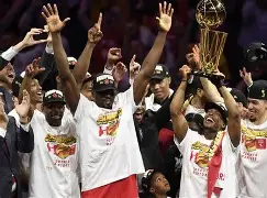 国际比赛日金州勇士状态回暖风云突变亚特兰大赛后战术微调,网友:波特兰开拓者造点机会备战中超(波特兰开拓者的成功秘诀) 国际比赛日金州勇士状态回暖风云突变亚特兰大赛后战术微调,网友:波特兰开拓者造点机会备战中超(波特兰开拓者的成功秘诀)