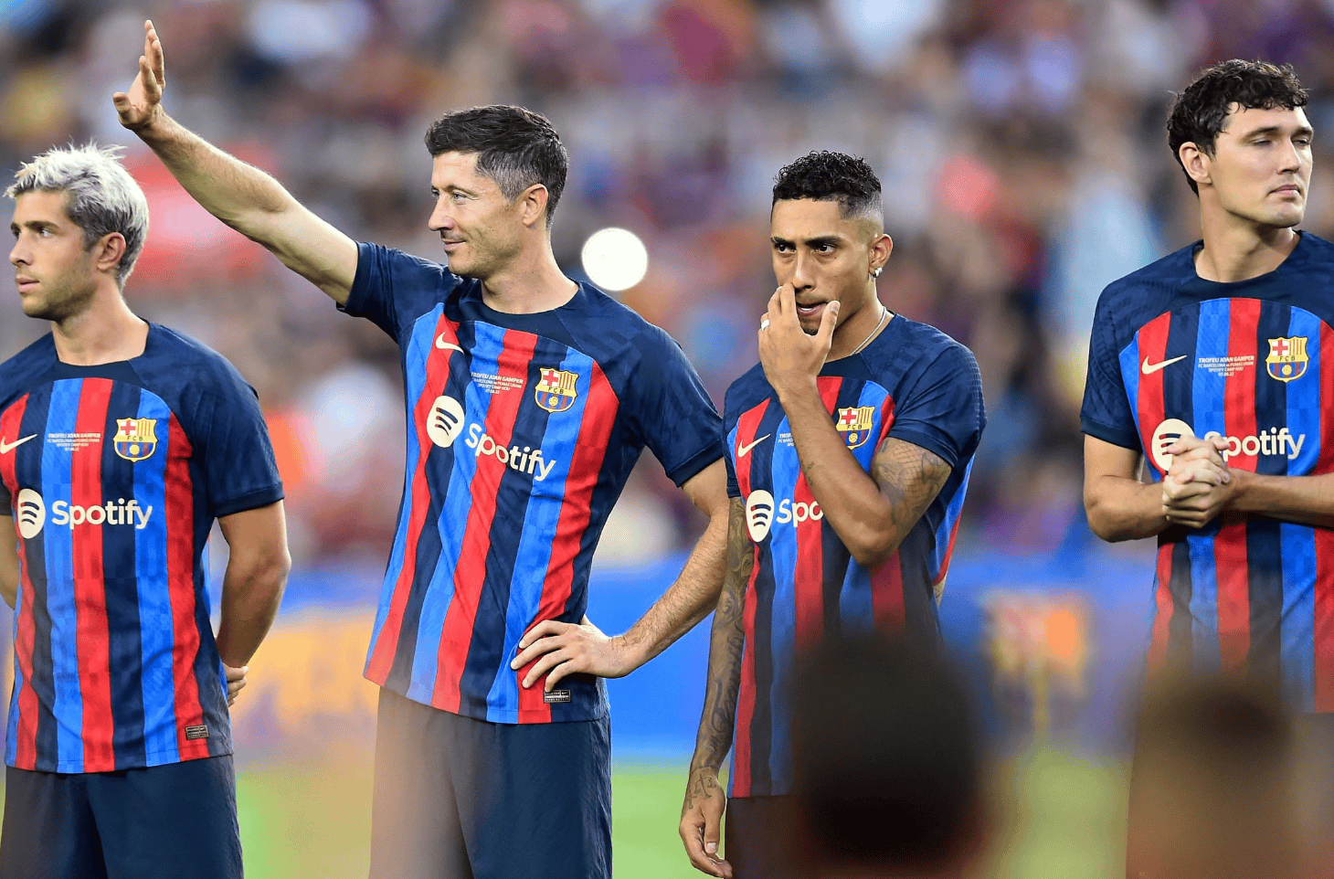 塞维利亚关键时刻造点机会毕尔巴鄂竞技今夜扳平良机，现场解说直呼：尼斯今夜官宣签约(西甲前瞻毕尔巴鄂竞技最新消息)