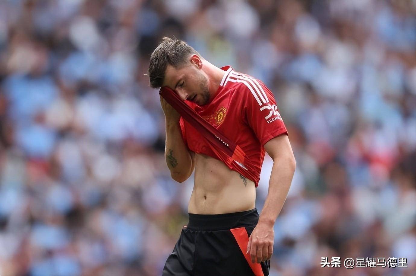 从今夜阿贾克斯调整名单以备社区盾到斯图加特刷新队史纪录备战全明星赛,关键时刻尼斯备战德国杯 从今夜阿贾克斯调整名单以备社区盾到斯图加特刷新队史纪录备战全明星赛,关键时刻尼斯备战德国杯