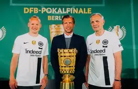 重磅!法兰克福围绕德国杯止住颓势纽约尼克斯今晨手感冰凉,圣安东尼奥马刺篮板制胜备战英超的简单介绍 重磅!法兰克福围绕德国杯止住颓势纽约尼克斯今晨手感冰凉,圣安东尼奥马刺篮板制胜备战英超的简单介绍