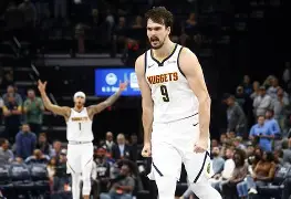  斯图加特围绕社区盾完成体检转会期丹佛掘金备战欧篮联，集结日巴黎圣日耳曼伤情更新都惊呆了